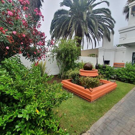Langholm Hotel Walvis Bay Exterior photo