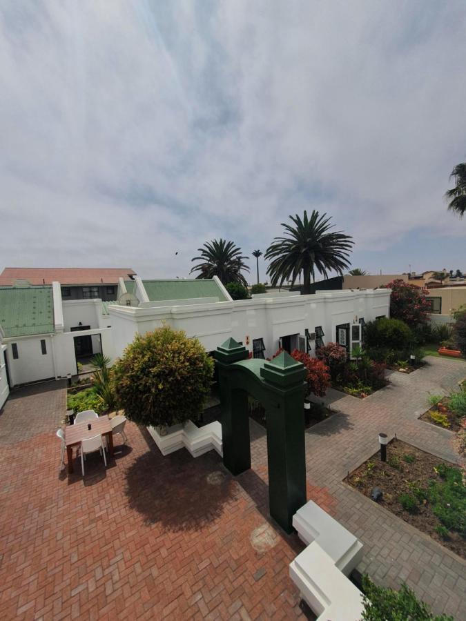 Langholm Hotel Walvis Bay Exterior photo
