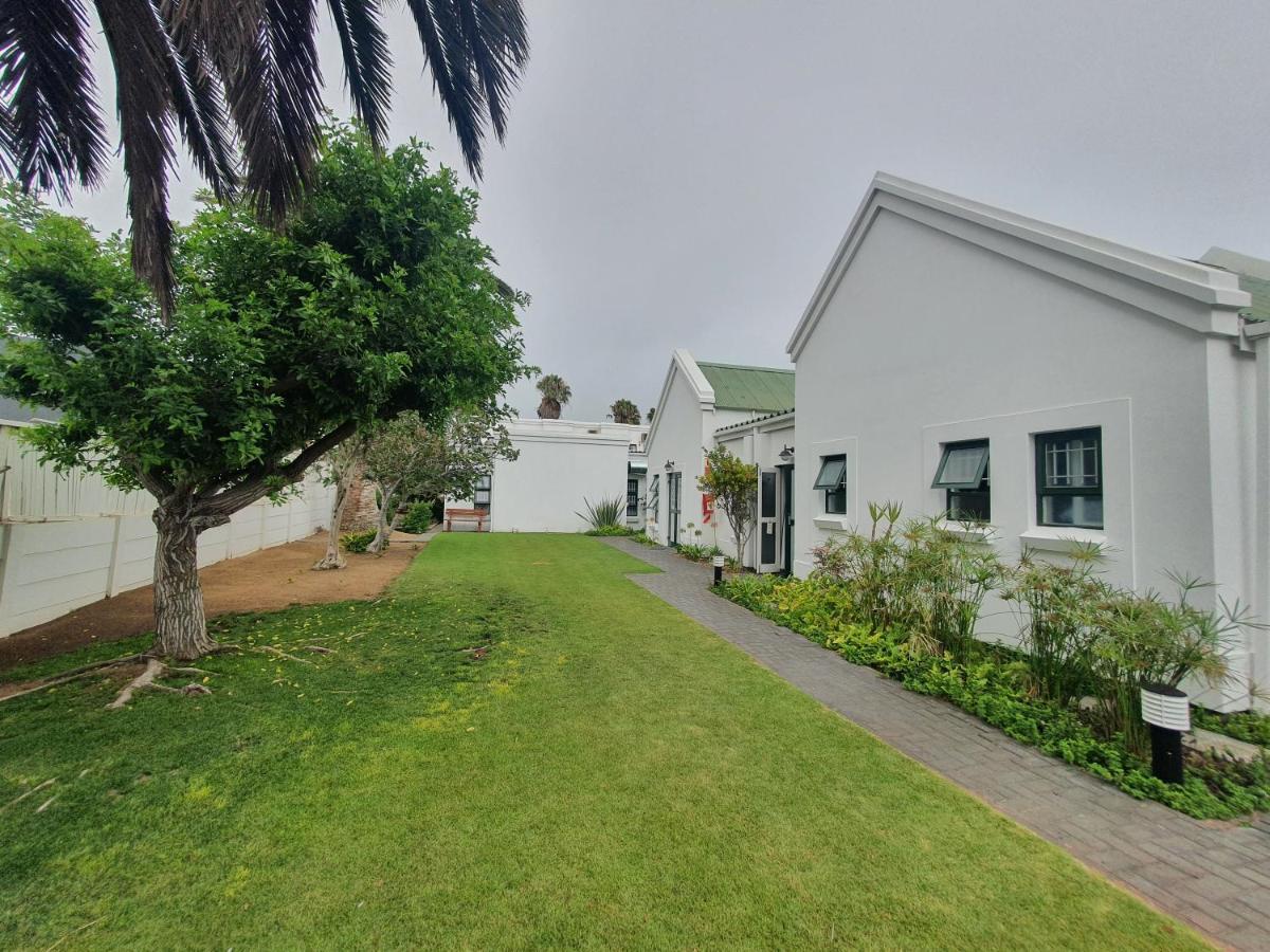Langholm Hotel Walvis Bay Exterior photo