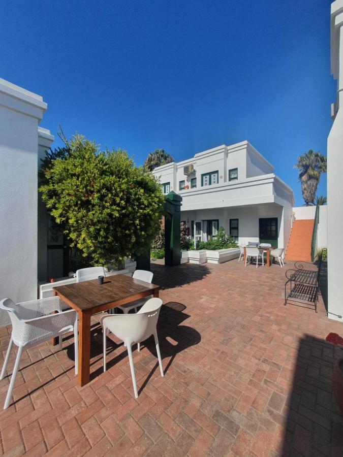 Langholm Hotel Walvis Bay Exterior photo